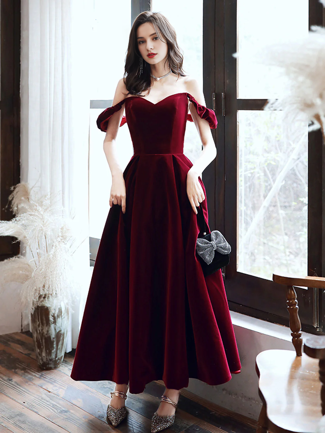 Off-the-Shoulder A-line Simple  V Neck Velvet Tea Length Prom Dresses